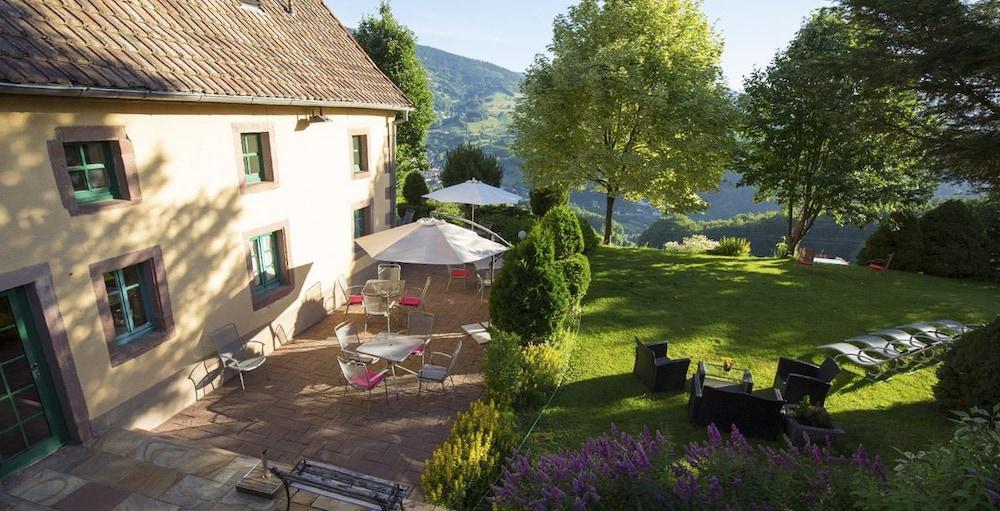 Hotel Restaurant Les Alisiers Lapoutroie Eksteriør bilde