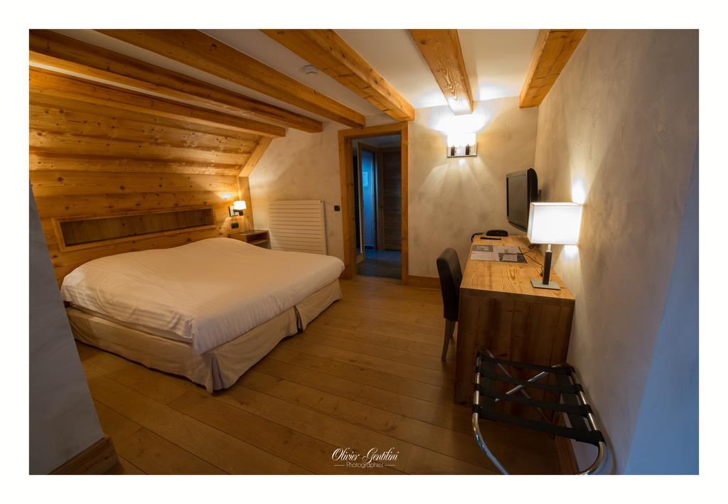 Hotel Restaurant Les Alisiers Lapoutroie Rom bilde